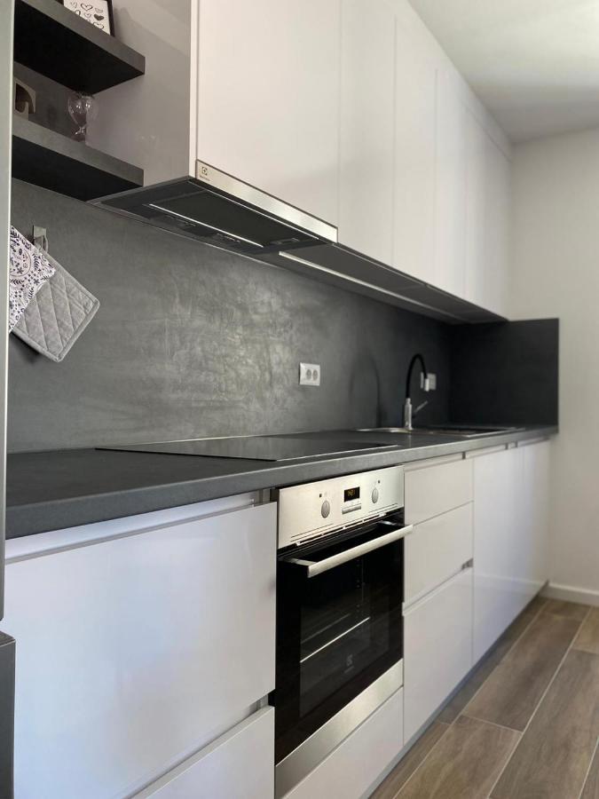Apartmani Antonia Račišće エクステリア 写真