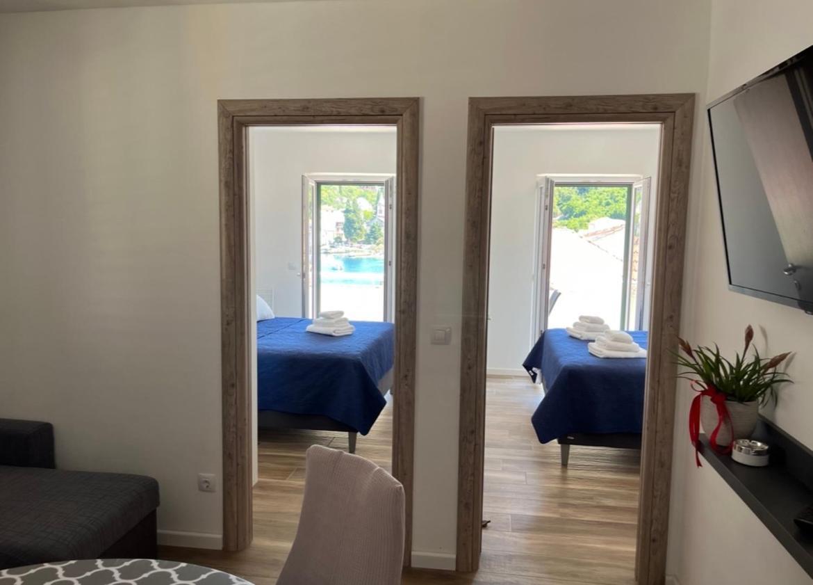 Apartmani Antonia Račišće エクステリア 写真