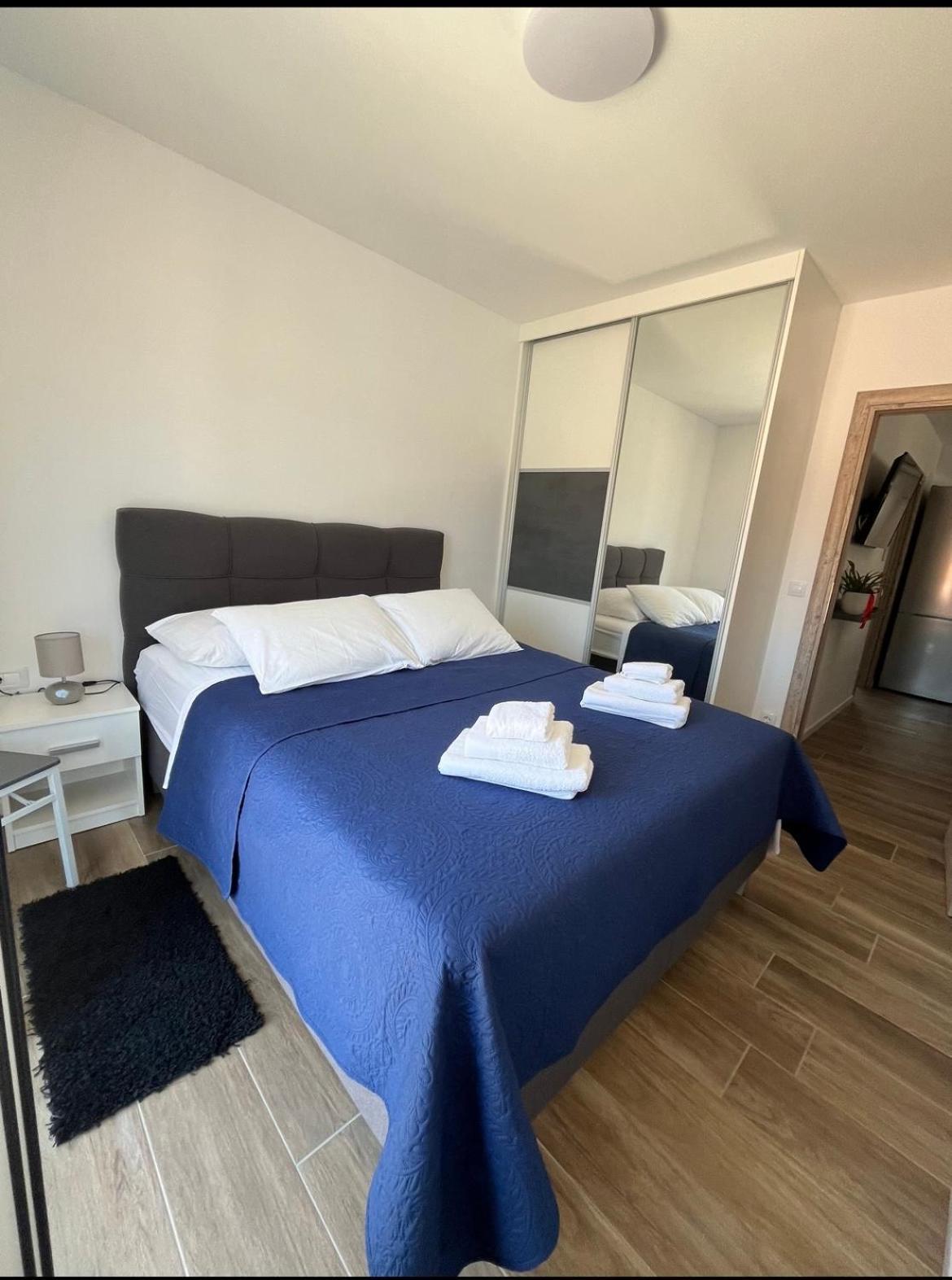 Apartmani Antonia Račišće エクステリア 写真